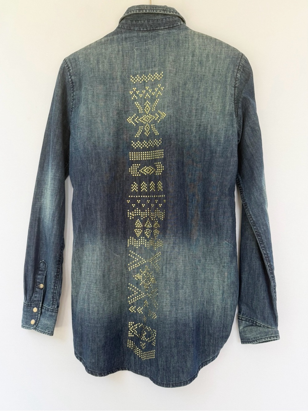 H&M Studded Denim Shirt Aztec Western Boho Tunic Button Down Blue Size 6 NWOT